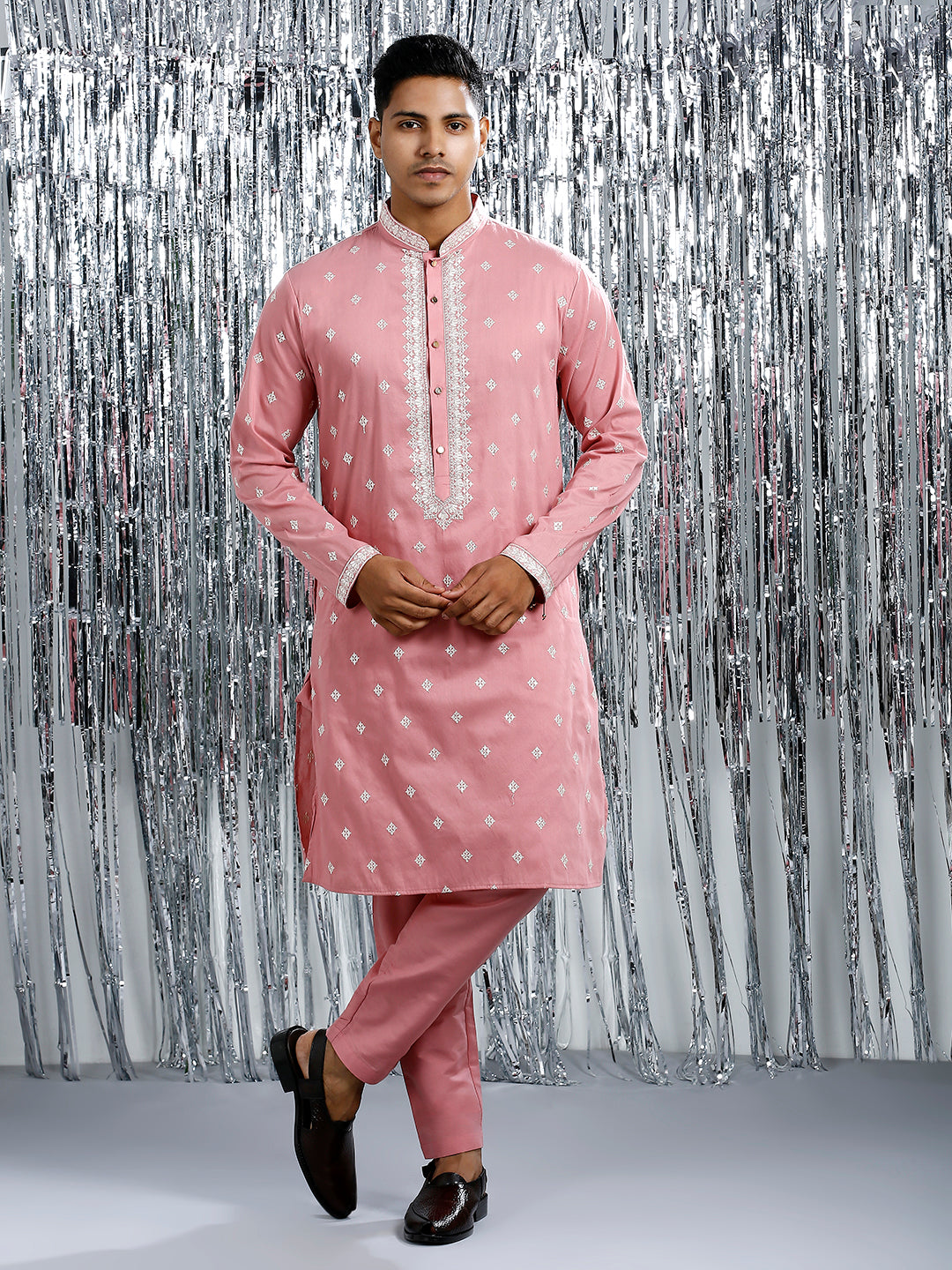 ORCHID PINK KURTA PYJAMA SET WITH INTRICATE EMBROIDERY AROUND NECKLINE