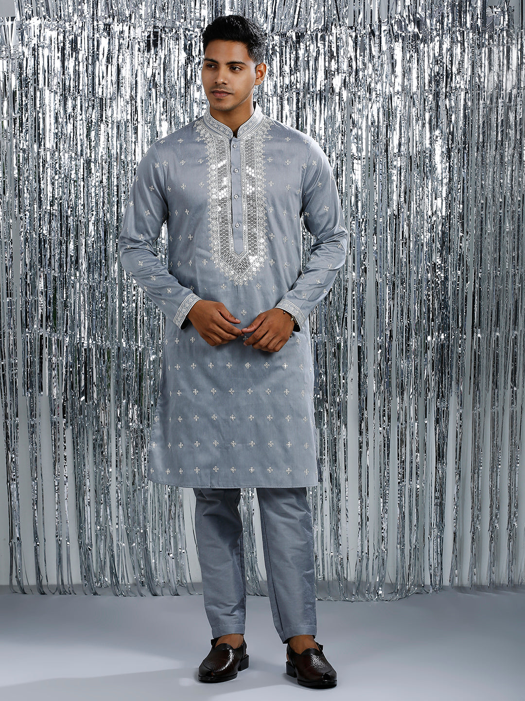 ULTIMATE GREY KURTA PYJAMA SET WITH INTRICATE NECK EMBROIRDERY