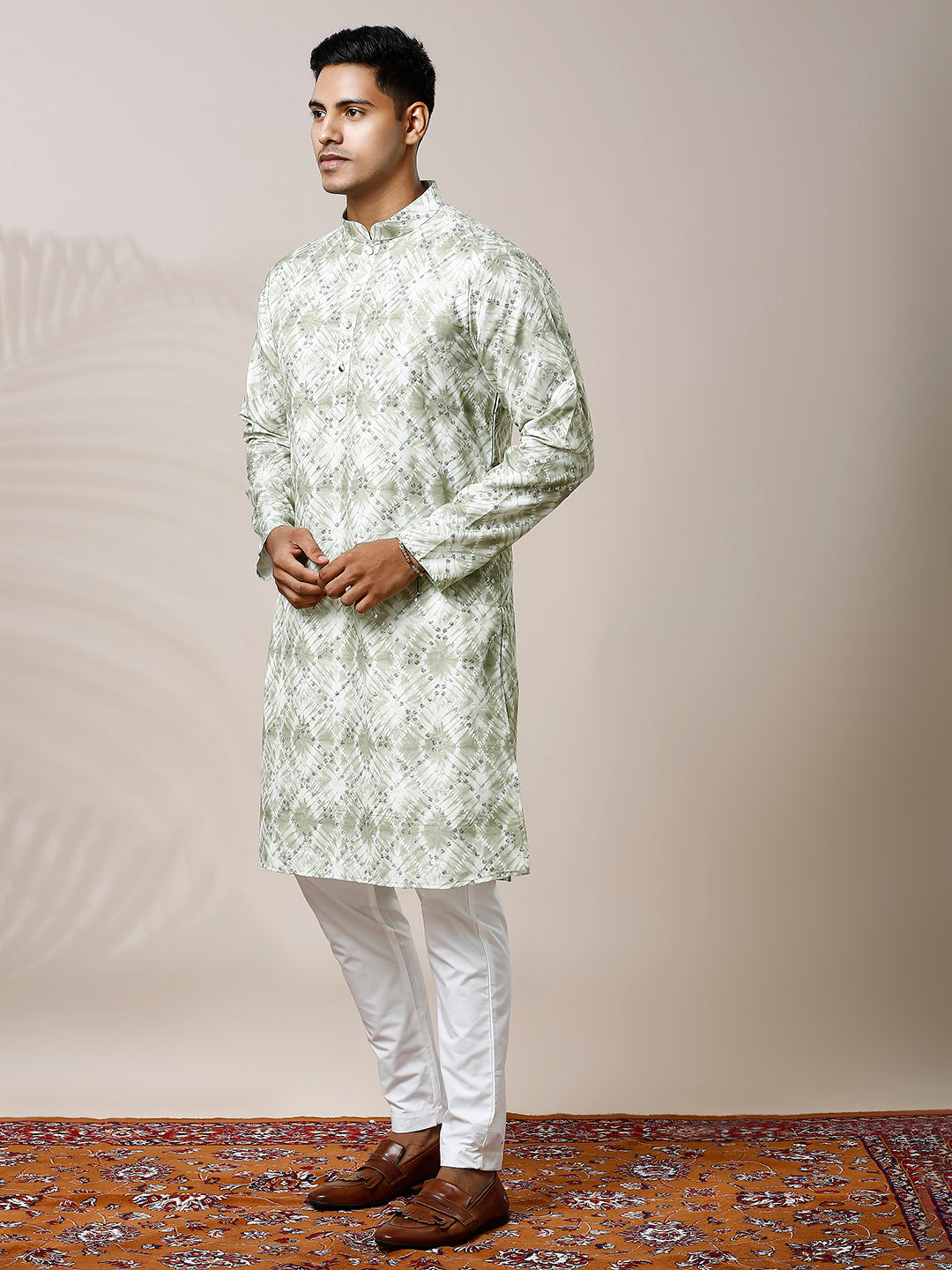 GREEN TIE & DYE KURTA SET WITH INTRICATE SEQUIN WORK