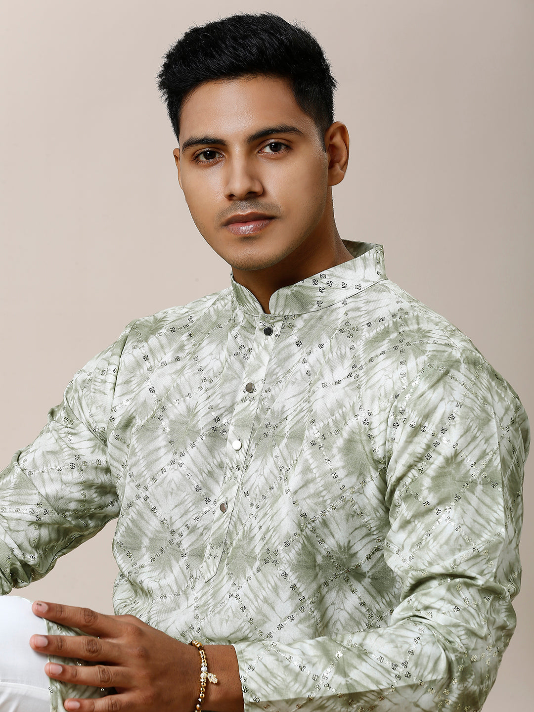 GREEN TIE & DYE KURTA SET WITH INTRICATE SEQUIN WORK