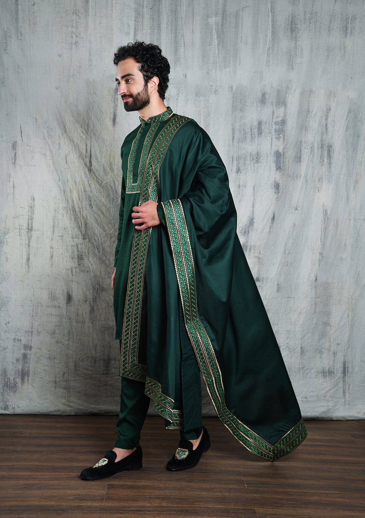 ROYAL GREEN SATIN KURTA PYJAMA DUPATTA SET WITH ZARI EMBROIDERY