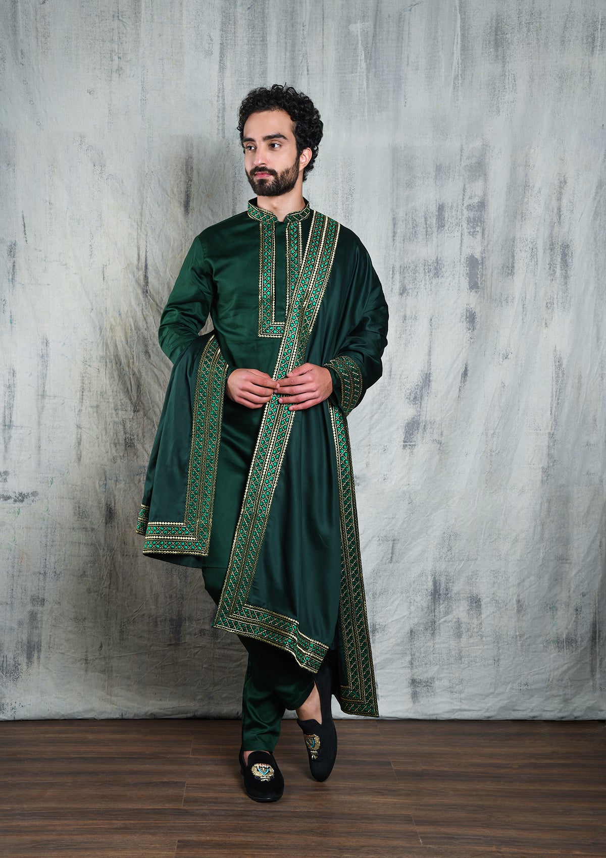 ROYAL GREEN SATIN KURTA PYJAMA DUPATTA SET WITH ZARI EMBROIDERY