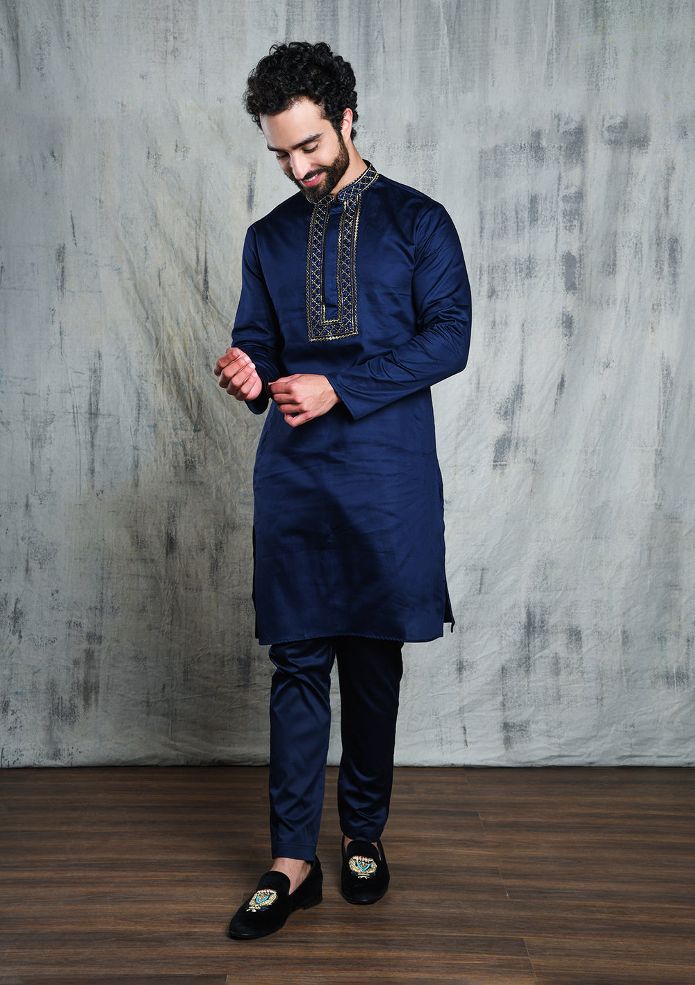 Royal Blue U-neck Embroidered Kurta Pajama Set With Zari Collar & Yoke