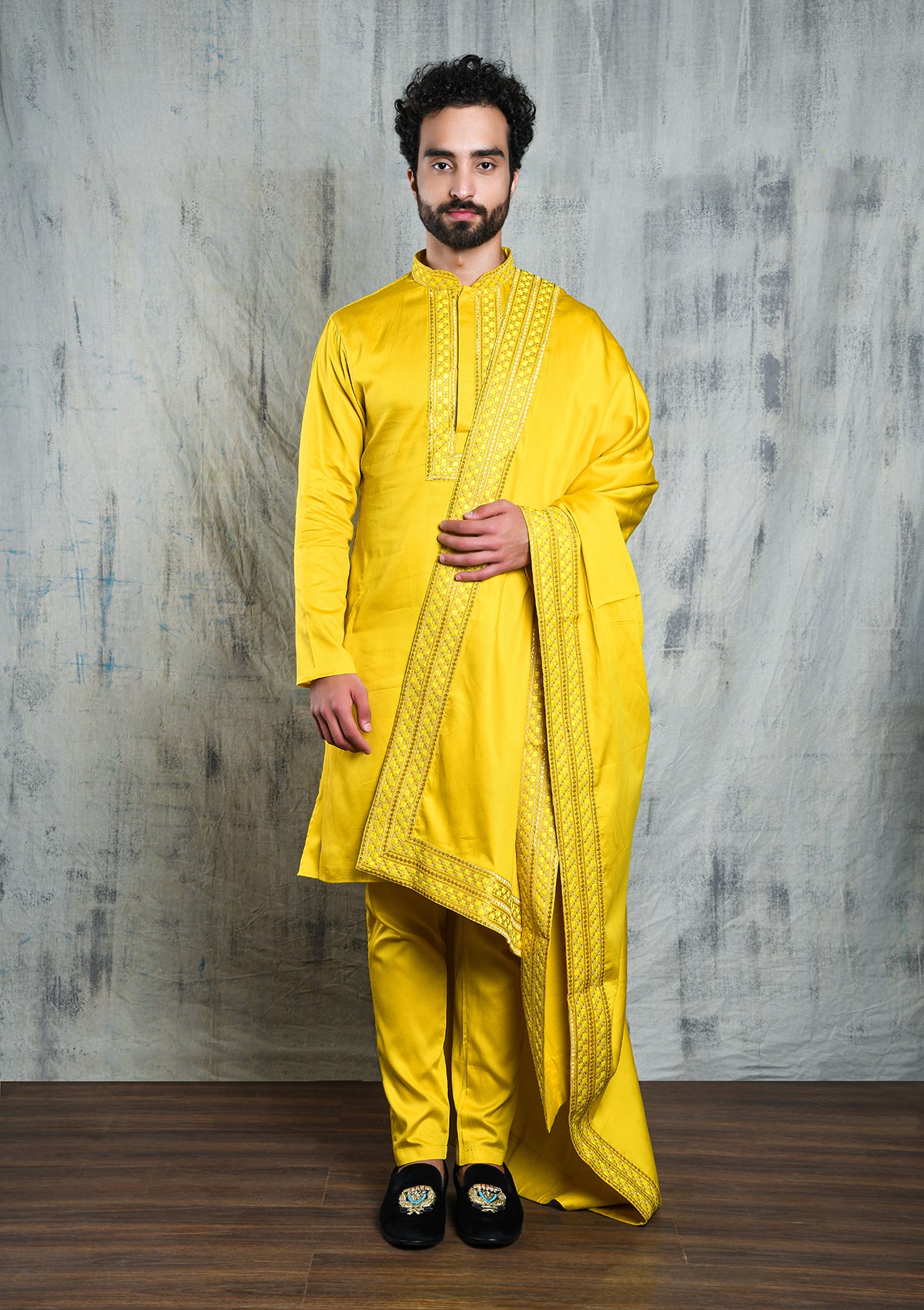 BLAZING YELLOW SATIN KURTA PYJAMA DUPATTA SET WITH ZARI EMBROIDERY