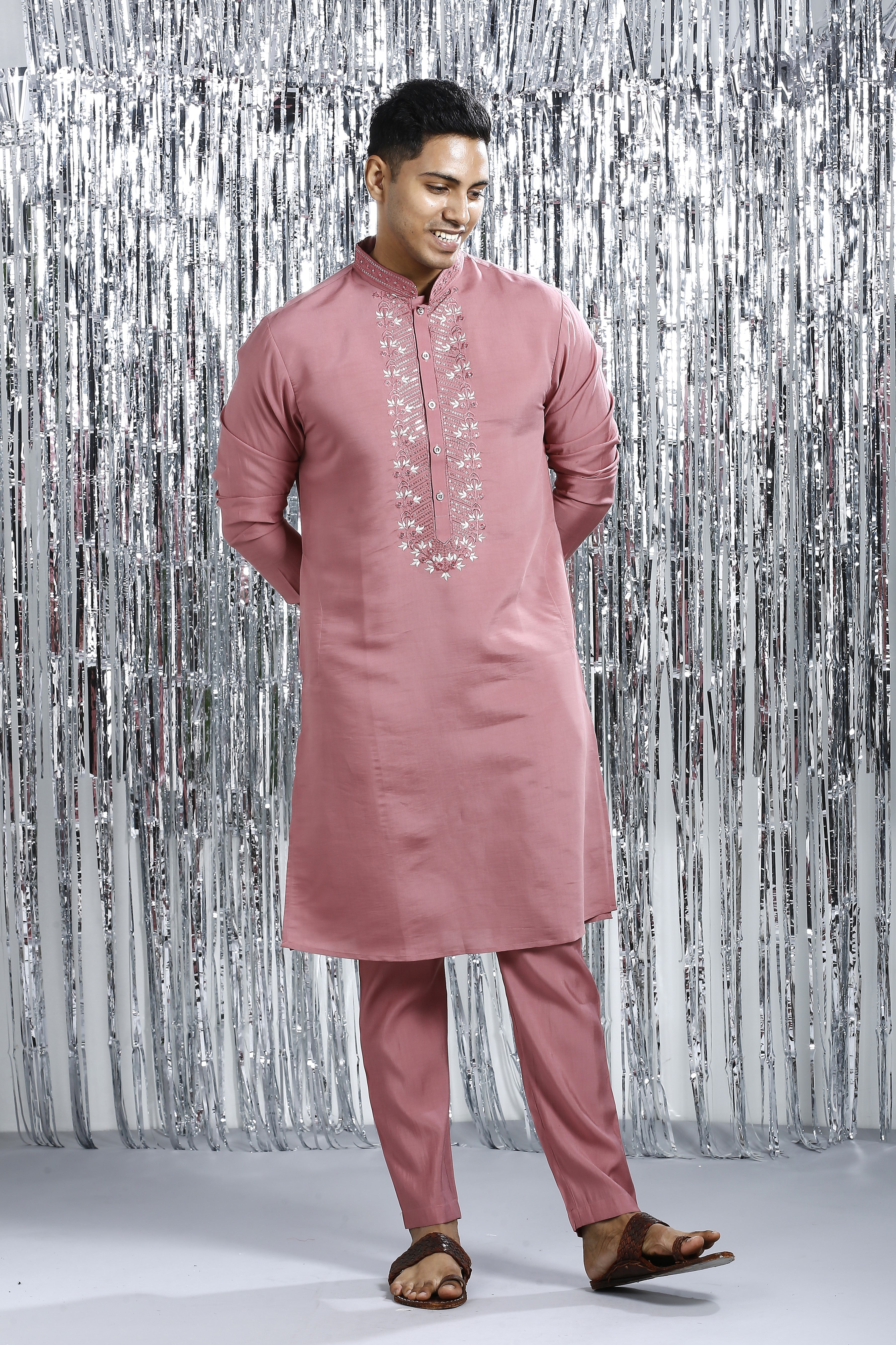 CARMINE PINK KURTA SET WITH INTRICATE EMBROIDERY AROUND NECKLINE