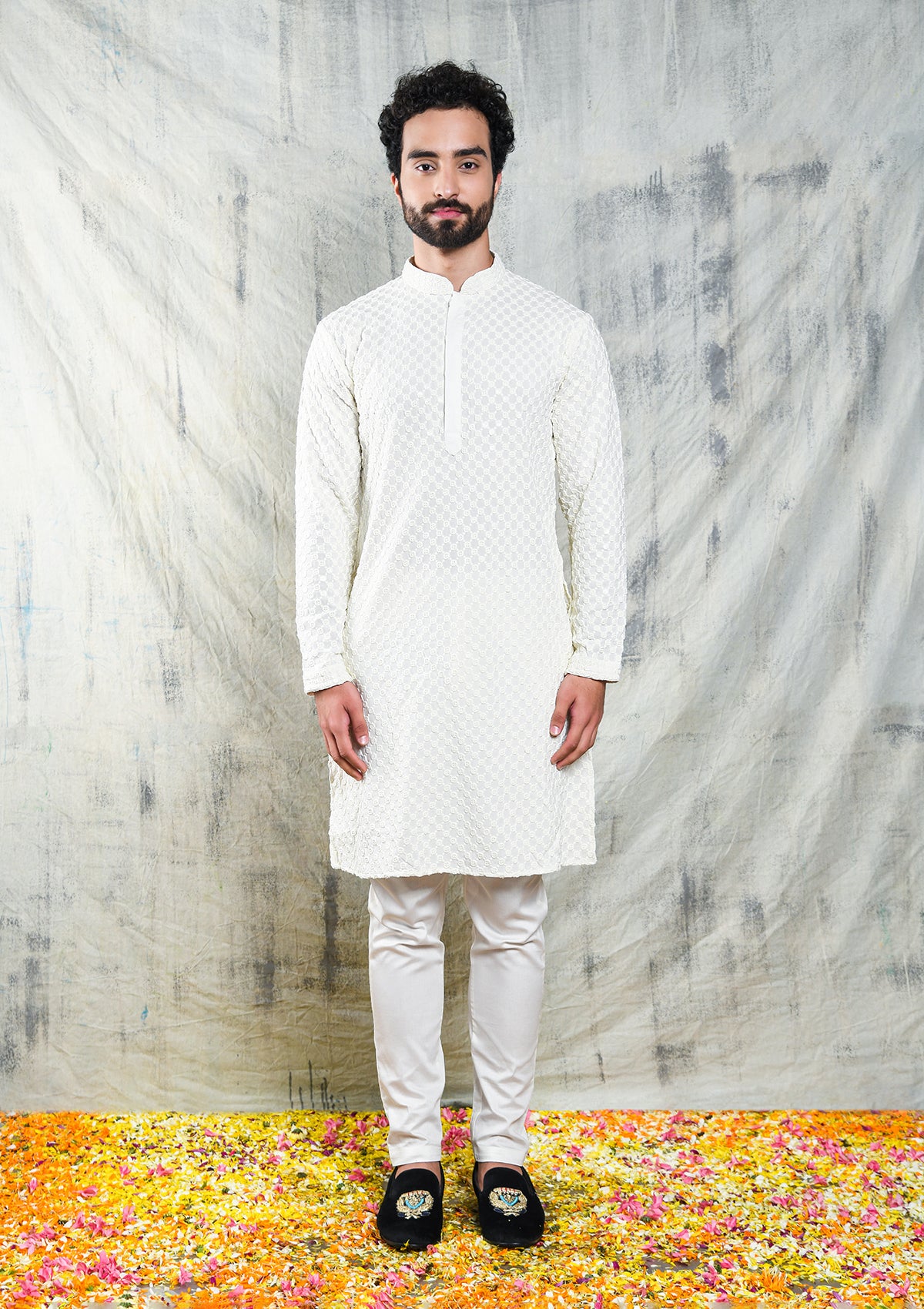 Be Desi Chikan work embroidered kurta pyjama set